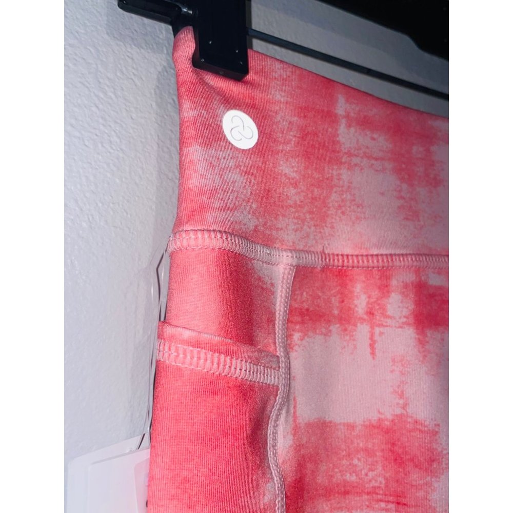 Zella Girl Kids Sassy Pocket Crop Leggings Coral Calypso Brushstrokes XLarge New - Picture 3 of 7